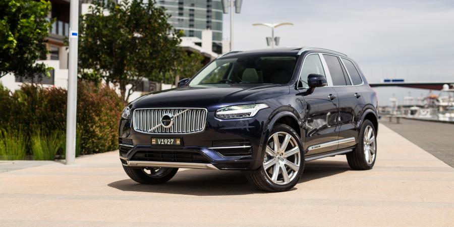 Volvo XC90 T8 Excellence 2017 года  (AU) (фото 2 из 15)